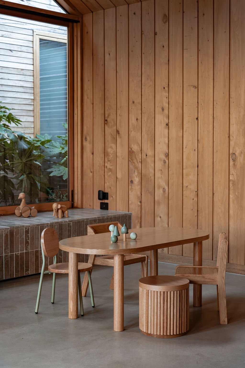 Fluted Round Wooden Stool – Solid European Oak Kids Seat