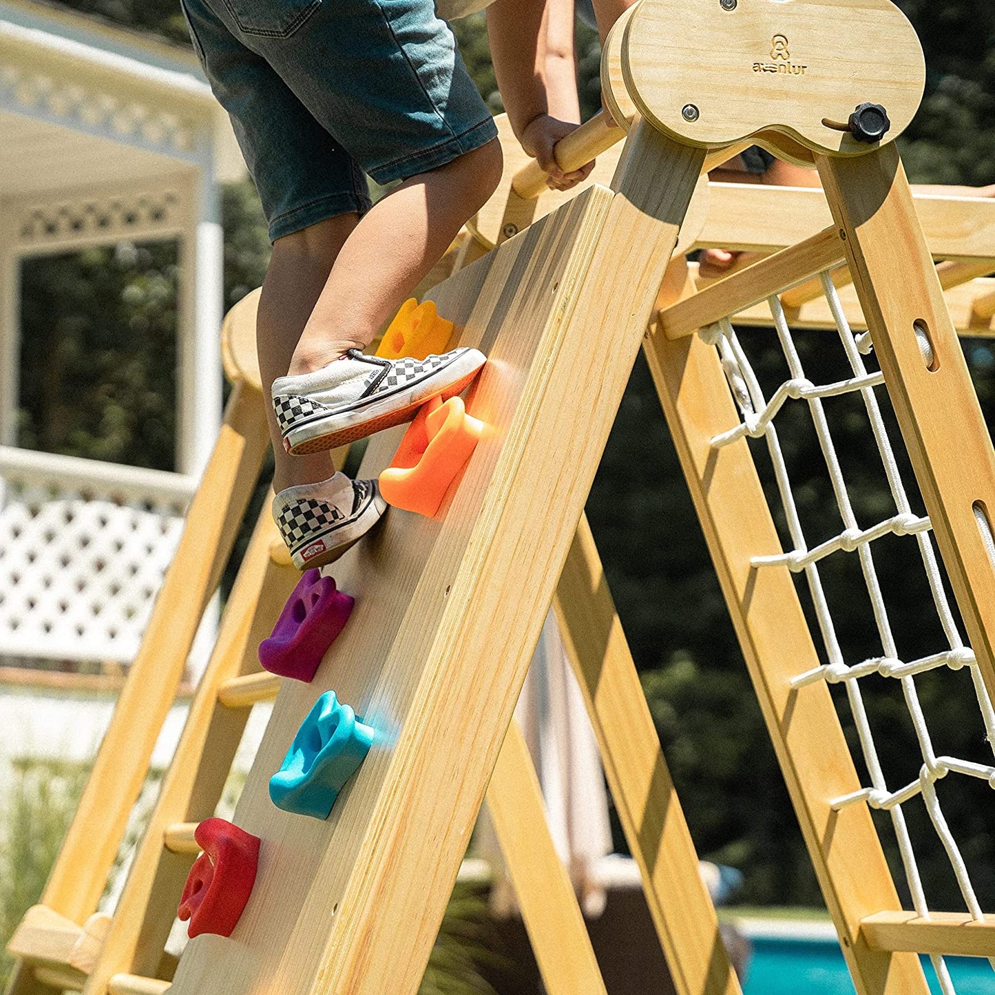 Chestnut - 8-in-1-Klettergerüst für Kleinkinder im Innen- und Außenbereich