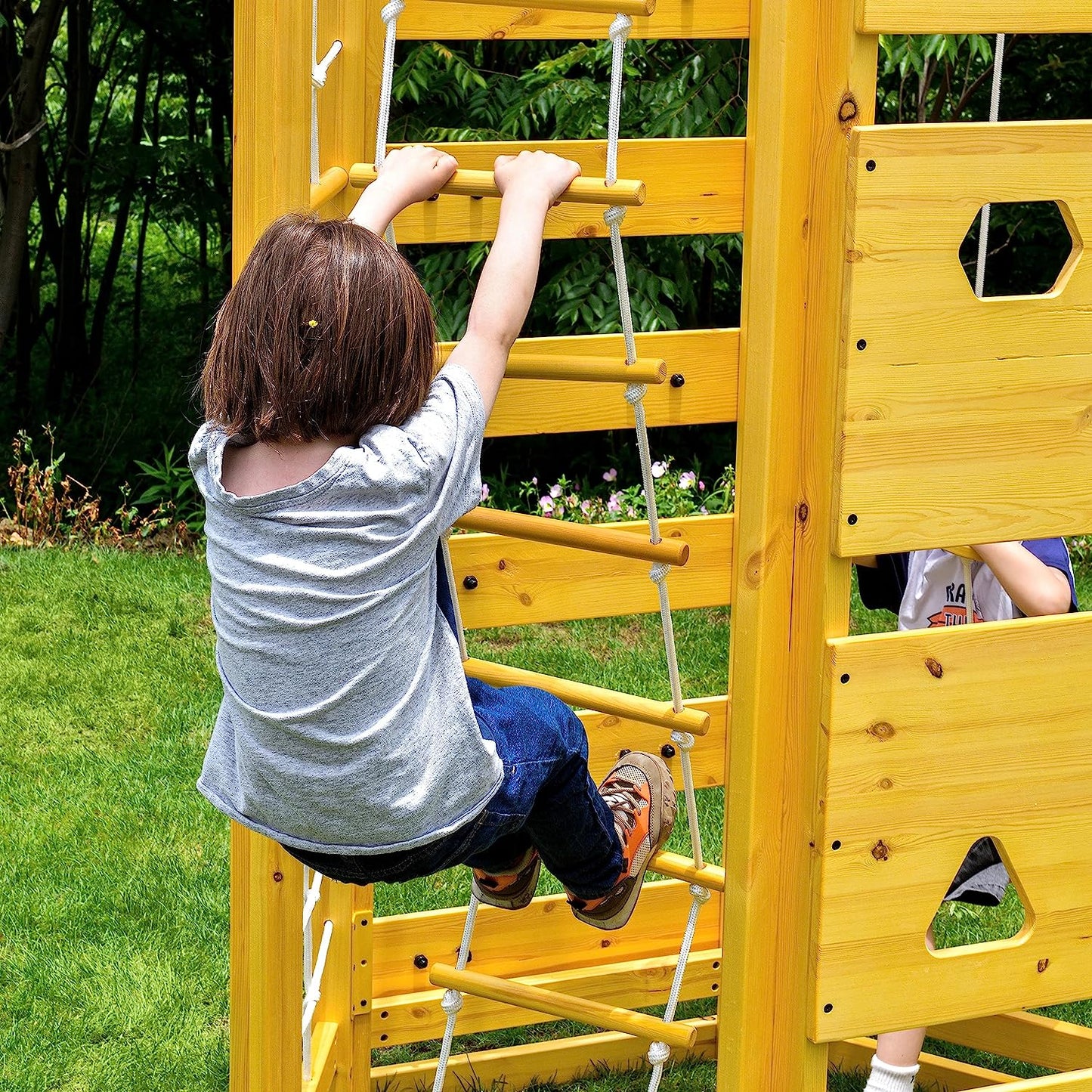 Hawthorn - Klettergerüst für draußen mit Klettergerüst, Schaukel und achteckigem Kletterspielset