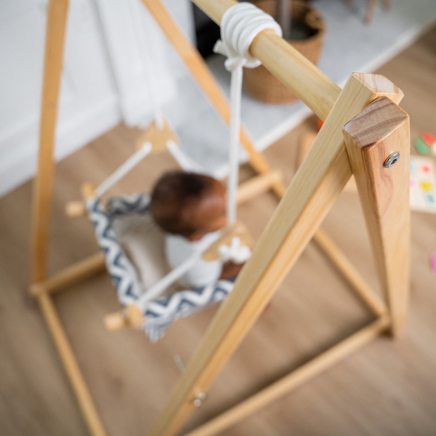 Foldable Toddler & Baby Swing Set Spruce From Avenlur