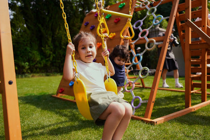 Sycamore - Backyard Ultimate Climbing Set with 2 Swings And Trapeze Bar.