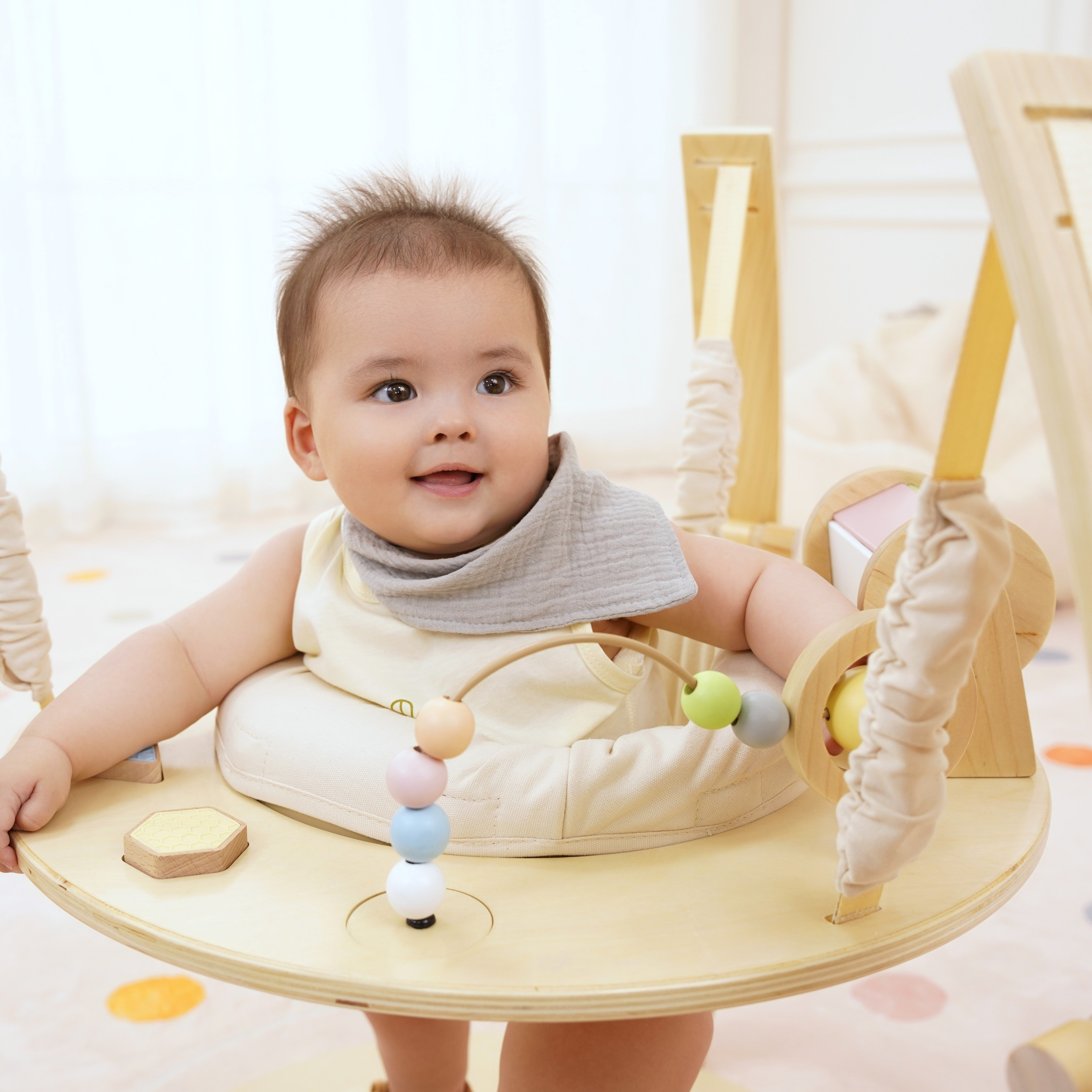 Avenlur Ivy 3-in-1 wooden baby play gym, bouncer and toddler activity table