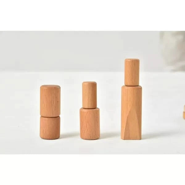 Avenlur Wood Cosmetic 7-in-1 Makeup Kit for Pretend Play.