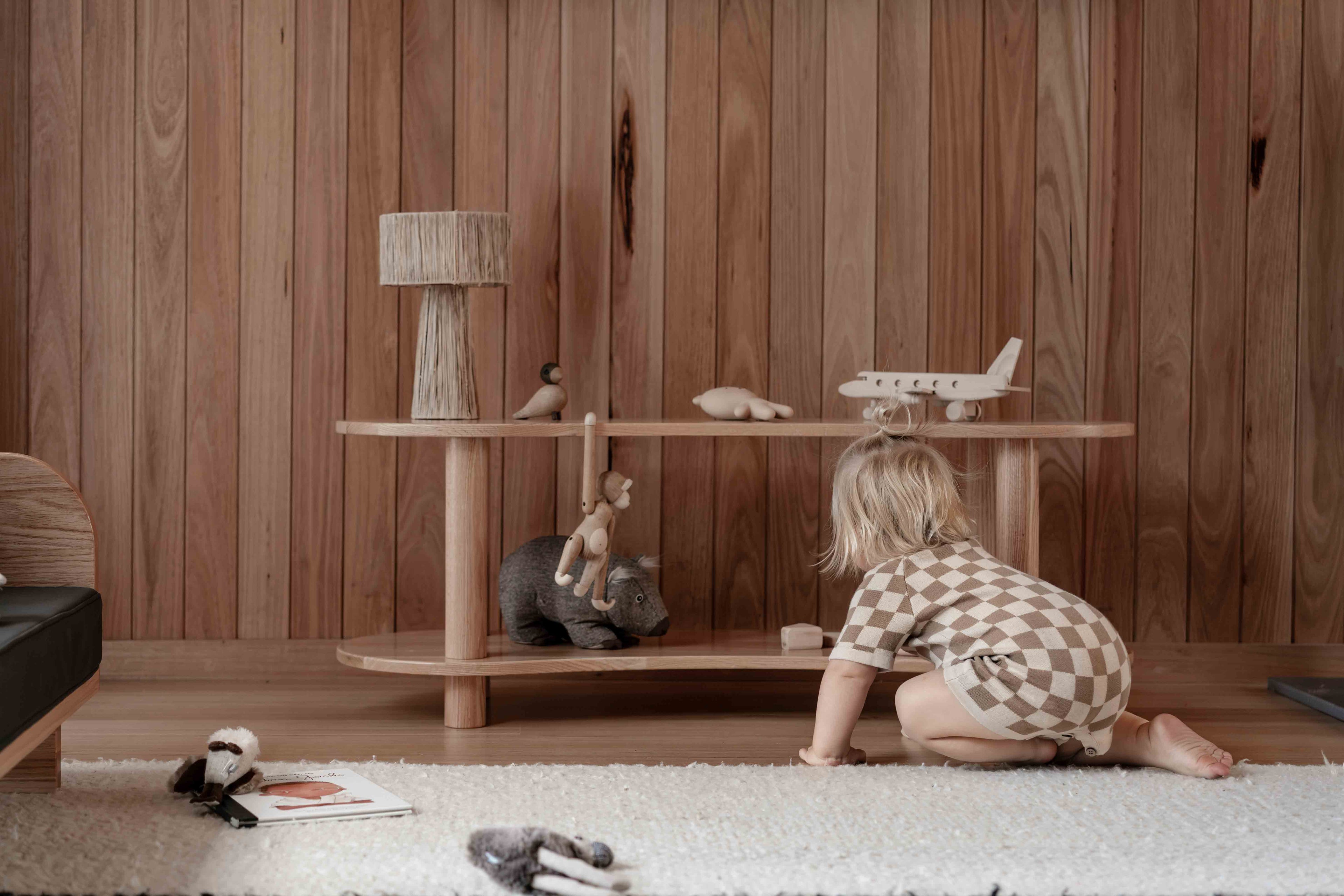Leni Shelf Low – European Oak Two-Tier Storage for Early Childhood Spaces