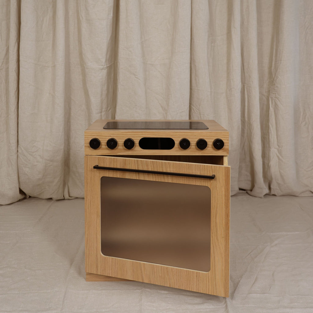 Oak Fluted Play Oven – Montessori Wooden Toy Kitchen