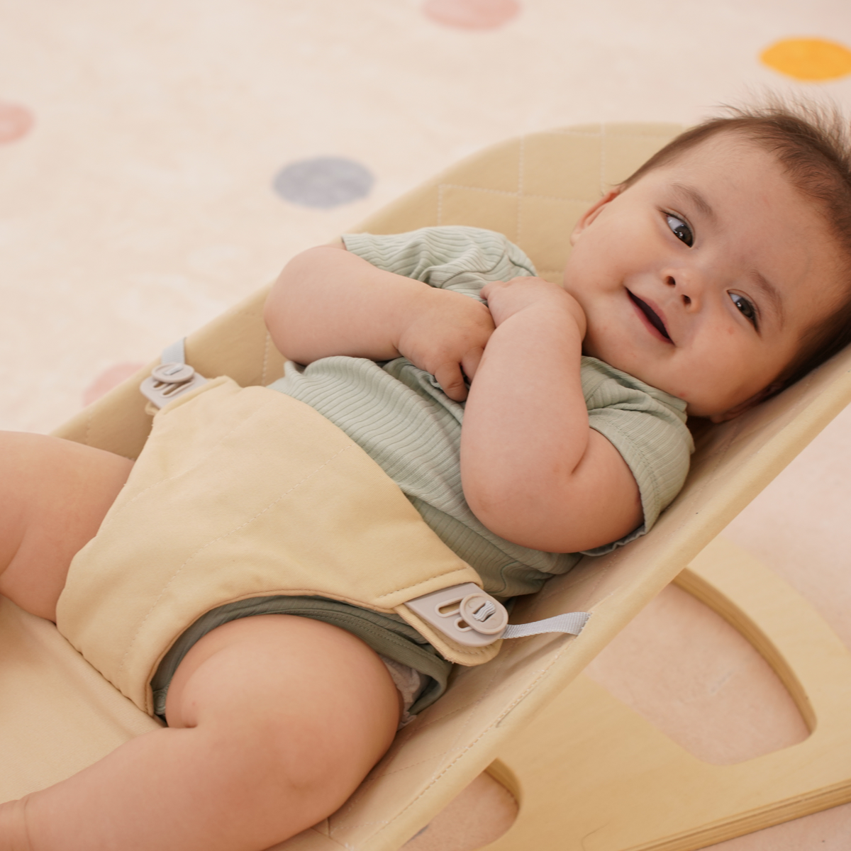 Avenlur Fir wooden bouncer dimensions and weight limit