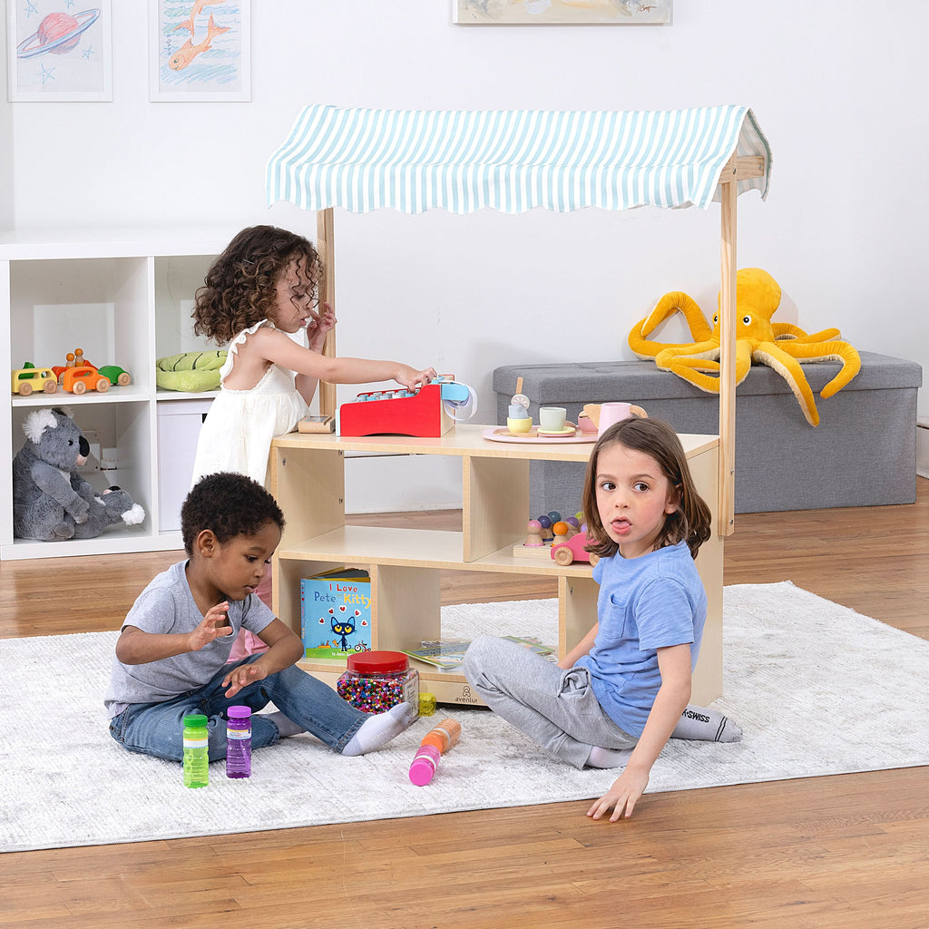 Avenlur Holly play store set up in a playroom