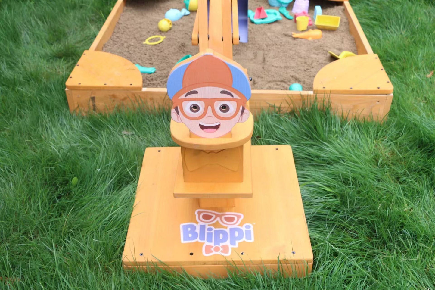 Blippi-Bagger (Sandkasten NICHT enthalten)