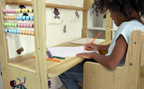 Cocomelon Flair White - Avenlur Wood House Desk und Stuhl | Montessori Waldorf Playhouse für Kinder | Einstellbare Höhe