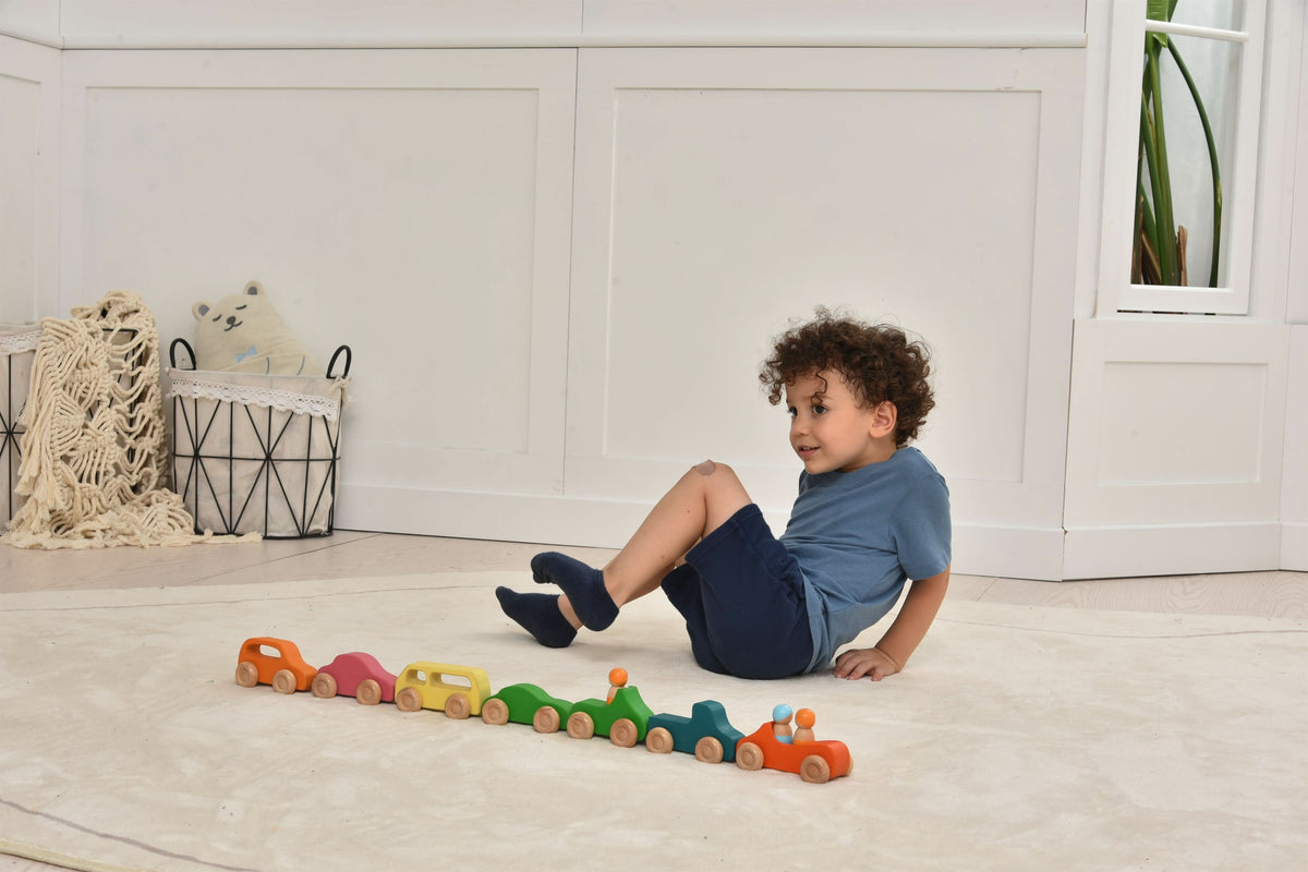 Avenlur baby wooden cars sized for small hands