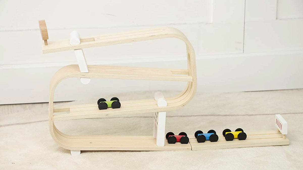 Avenlur Montessori car ramp dimensions