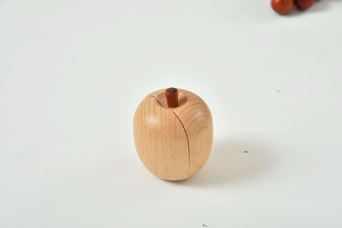 Avenlur wooden food toys for toddlers laid out on a table